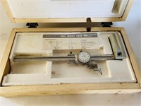 Dial Height Gage 509 Series in Case  10x18x5