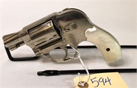 S&W