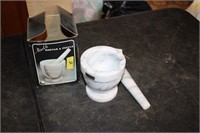 Marble mortar & pestle