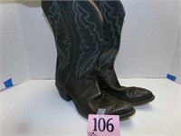 MADE IN USA JUSTIN BOOTS SIZE 8.5