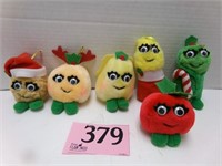 ASST FRUIT/VEGI PLUSHES