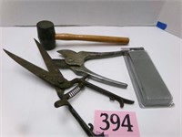 SHARPENING STONE AND TOOLS