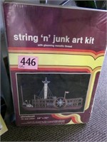 STRING ART KIT  SHOWBOAT  16  X  22