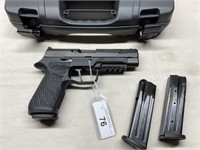 sig sauer P320 wilson combat 9mm