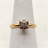 14K Gold ArtCarved Ring w/ Diamond