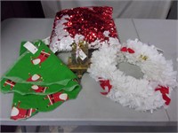 Tree Skirt/Pillow/Wreath/Stocking Holder