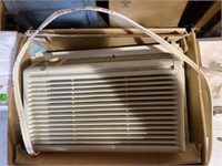 2 Air Window Air Conditioner 5,250btu