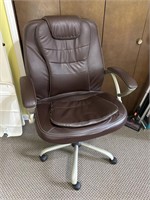 Extra Wide Office Chair