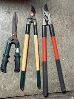 Loppers and Hedge Trimmers