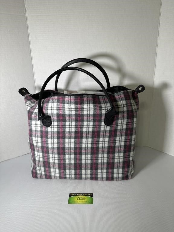 Hand Bag With DVD’s Inside!