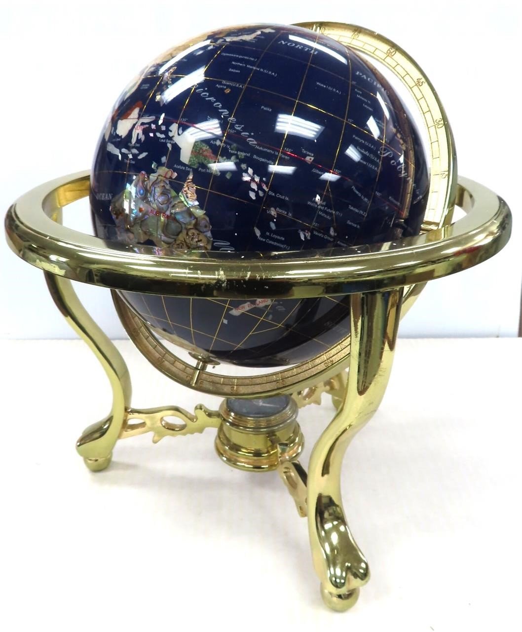 14"x12" Metal Frame Globe, $29 SHIPPING and