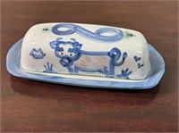 MA Hadley Covered butter dish with cow