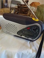 Emergency radio (house)