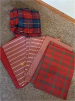 Christmas Linens Lot Two Table Cloths & Placemats