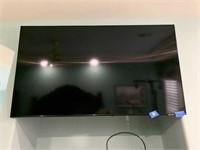 55" SAMSUNG TV WITH REMOTE