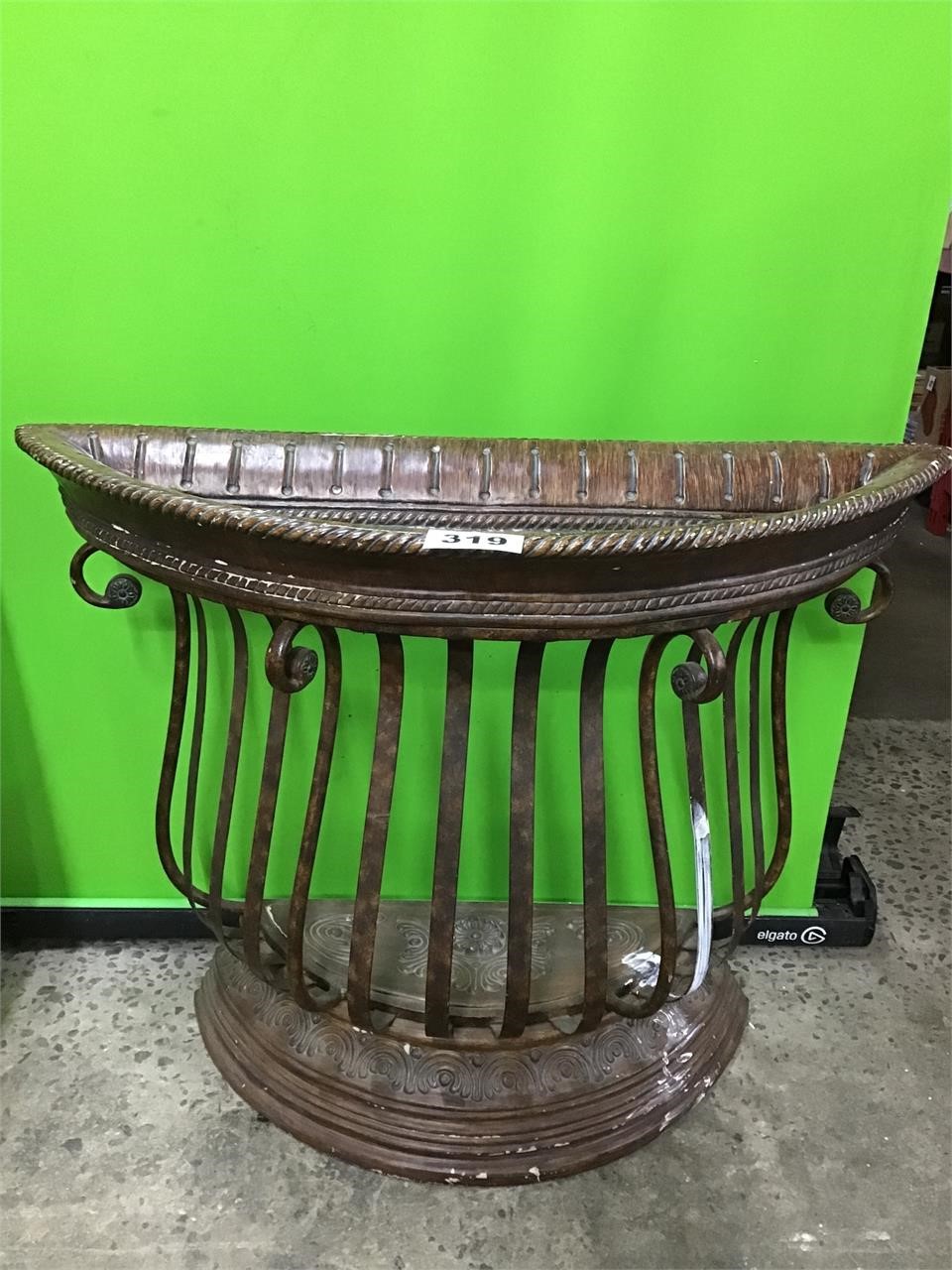 Vintage Rounded Entry Table