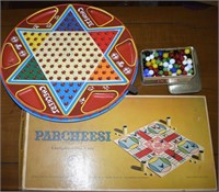 Vtg Tin Litho Chinese Checkers Game + Marbles