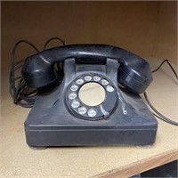 Vintage Bakelite 1940’s Rotary Dial Telephone