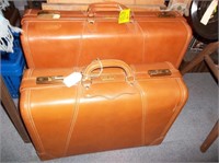 2 Vtg Gladiator Leather Suit Cases w/ Keys