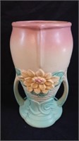 Hull water lilly double handle vase