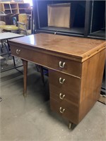 Sewing machine cabinet with Kenmore sewing