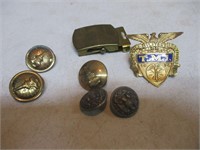 Vintage Buttons, Pins, Badge +