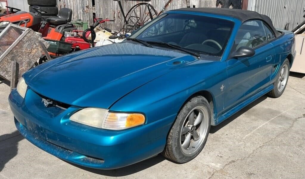 1995 Mustang Convertible 3.8 L V6 Engine, 2 DR.