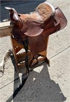 15" Western Saddle. No markings. Stand not