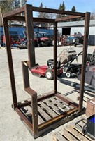 Heavy Metal Welding Stand.  #LOC: #2S Compound
