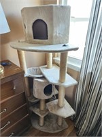 Cat tree