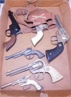 7 vintage toy guns: Hubley Rodeo w/ holster -