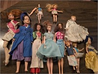 Misc vintage dolls Barbie style