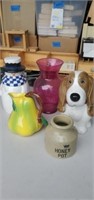 Lot of cookie jars pictures and honey Croc