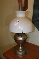 B&H Rayo Type Metal Base Kerosene Lamp