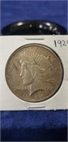 (1) 1924 Peace Silver One Dollar Coin