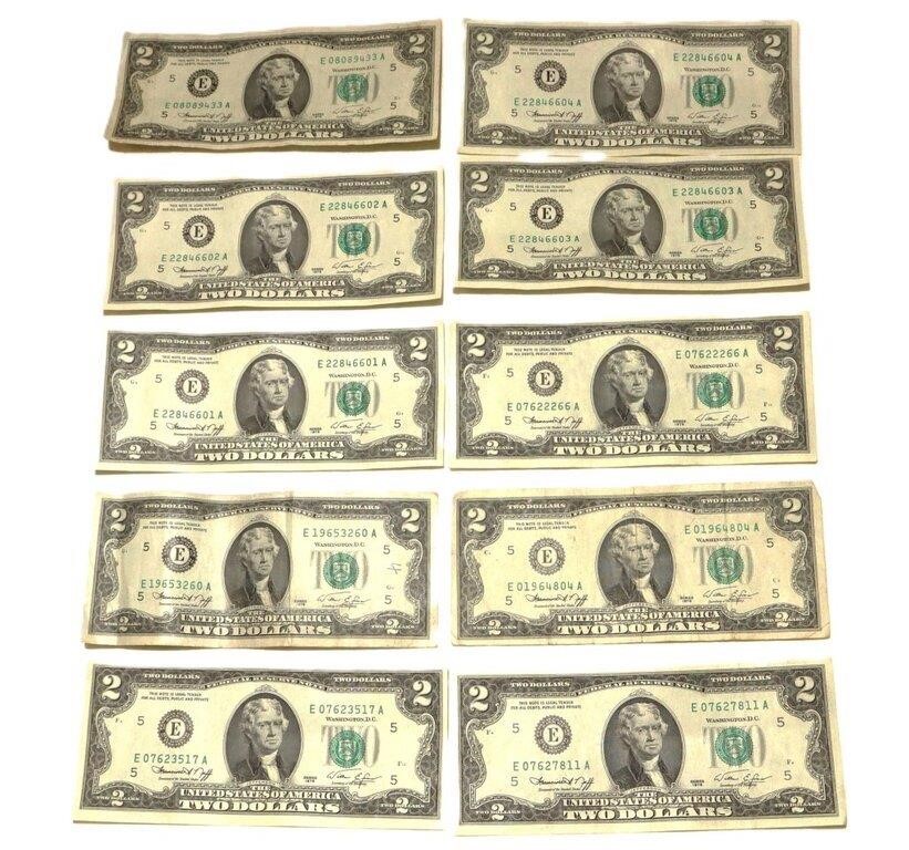 lot of 2$ bills