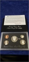 (1) 1993 U.S. Mint Silver Proof Set w/ COA