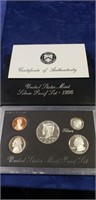 (1) 1996 U.S. Mint Silver Proof Set w/ COA