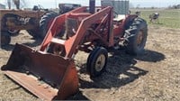 Allis Chalmers D17 Series IV tractor