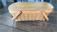 Longaberger hostess treasure basket with wood lid