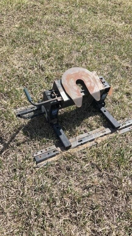 Reese fifth wheel hitch not tested