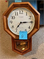 Regulator wall clock