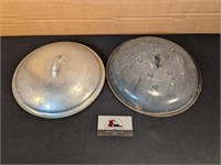 Aluminum lid (10"), graniteware (11")