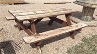 WOOD PICNIC TABLE