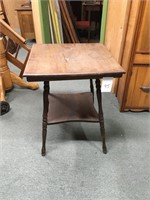 Square Top hardwood stand