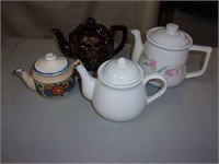 Vintage Teapots 4