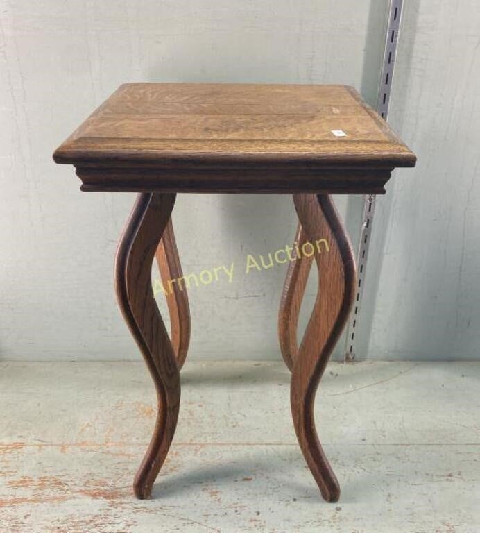 SMALL ANTIQUE WOOD TABLE - PLANT STAND