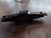 Early scissor car jack