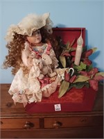 Doll in box lamp
