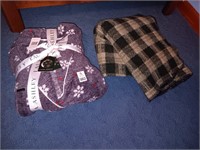 Ladies robe & throw blanket